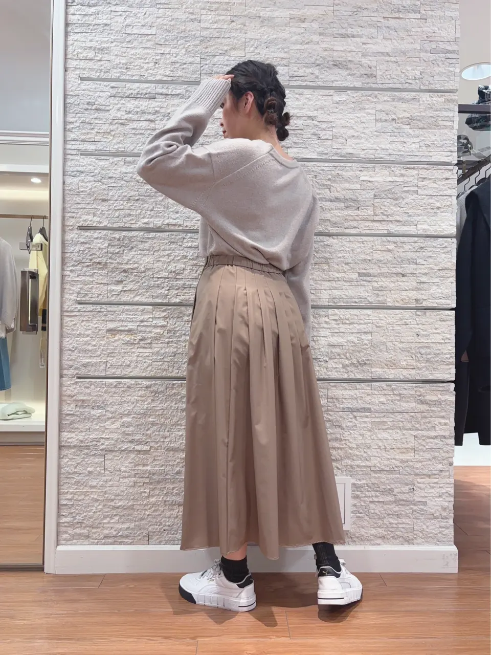 23区 犬塚 コーディネート画像