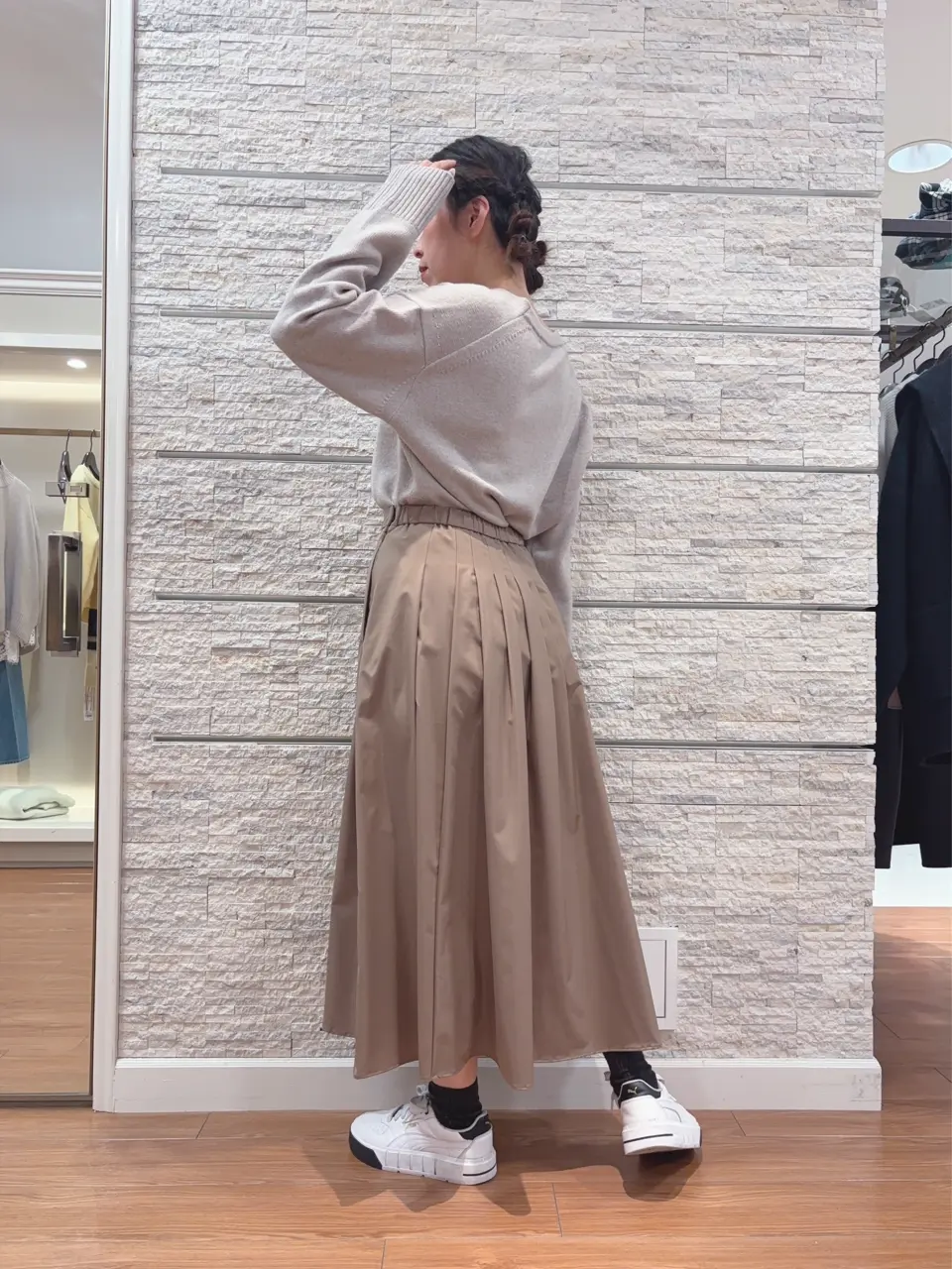 23区 犬塚 コーディネート画像