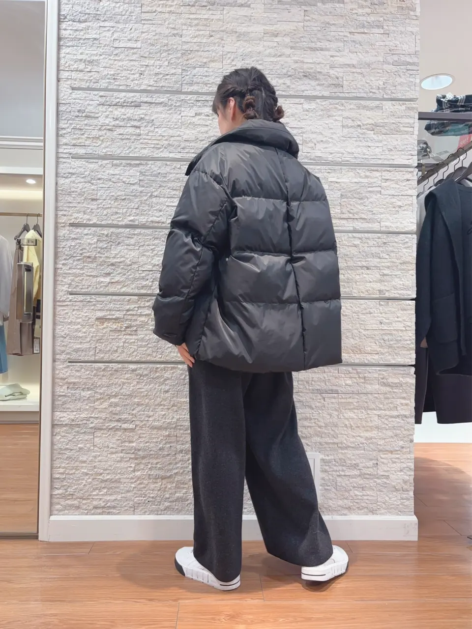 23区 犬塚 コーディネート画像