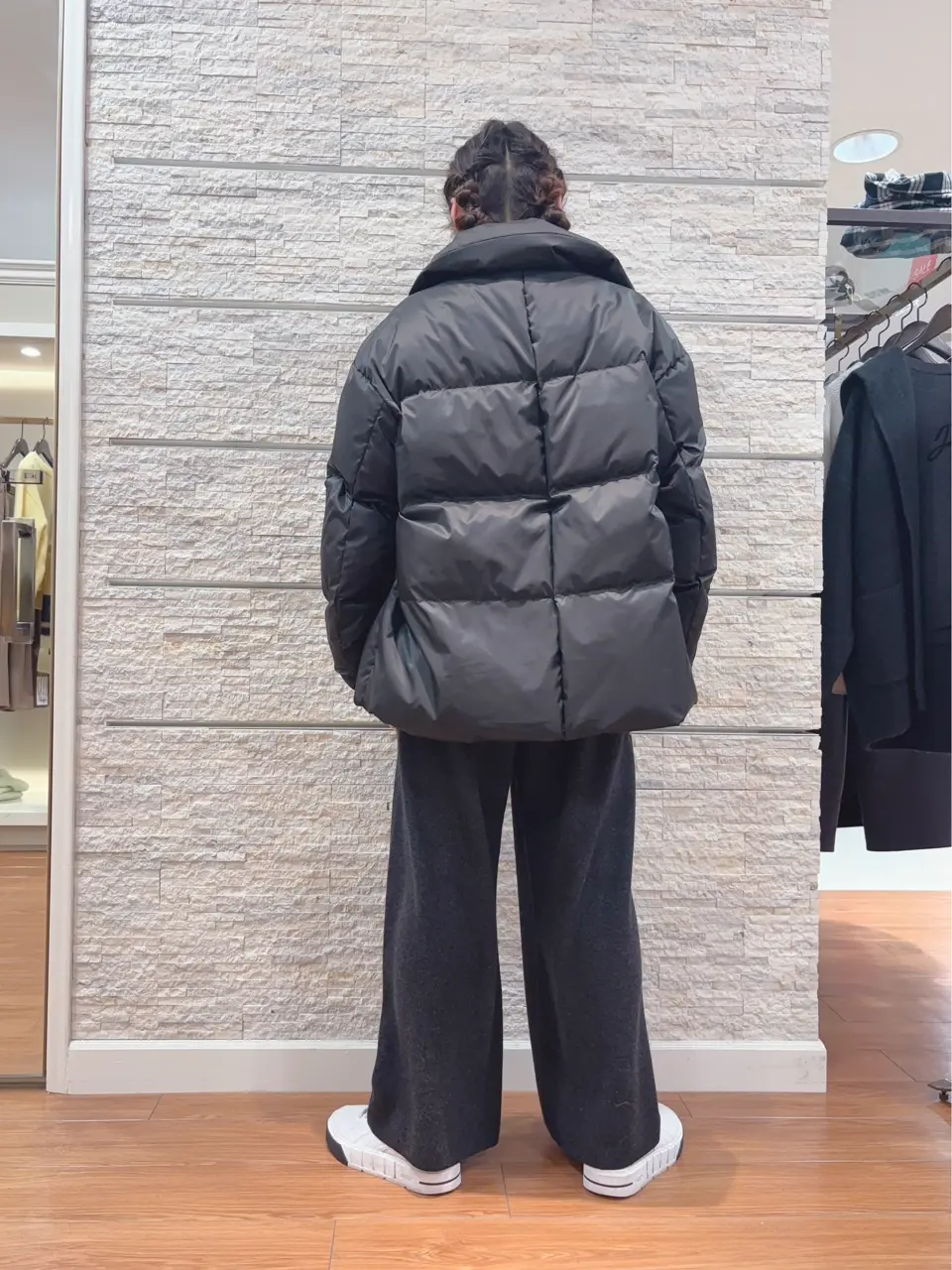 23区 犬塚 コーディネート画像