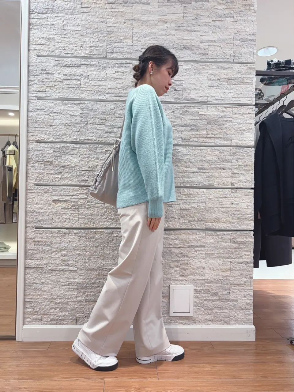 23区 犬塚 コーディネート画像