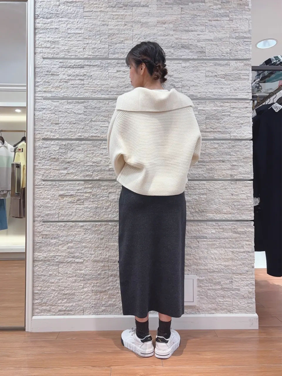 23区 犬塚 コーディネート画像