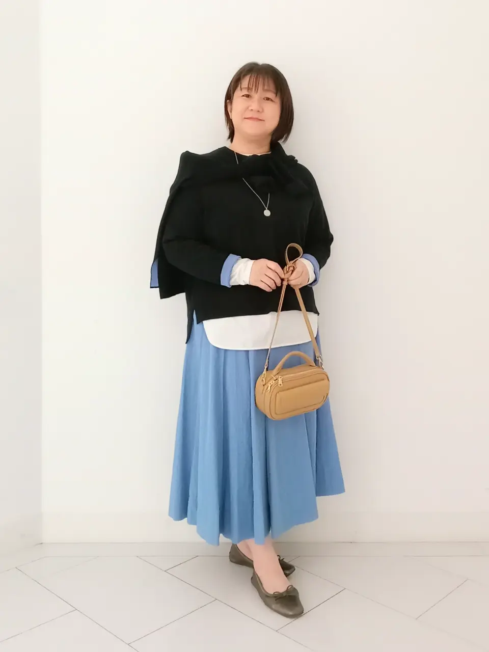  影 コーディネート画像