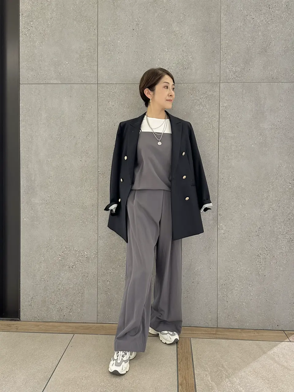  スタッフ コーディネート画像