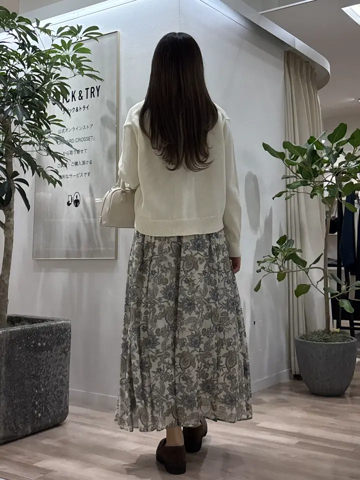 23区 タハラ コーディネート画像