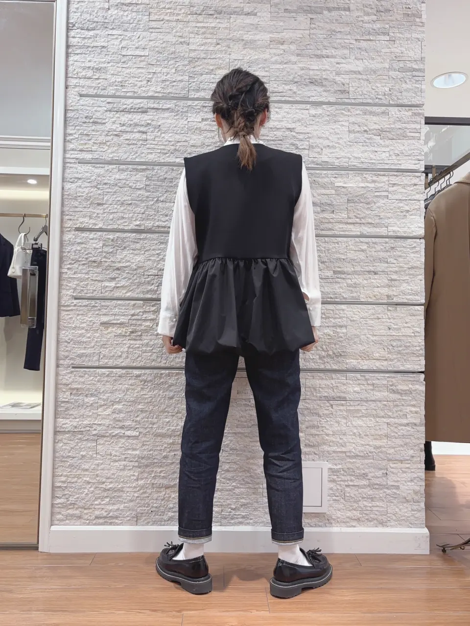 23区 犬塚 コーディネート画像