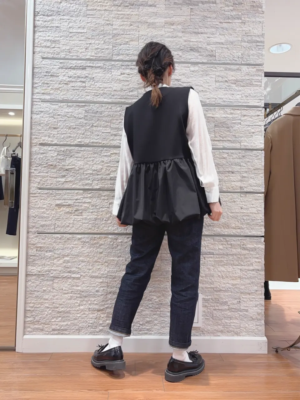 23区 犬塚 コーディネート画像