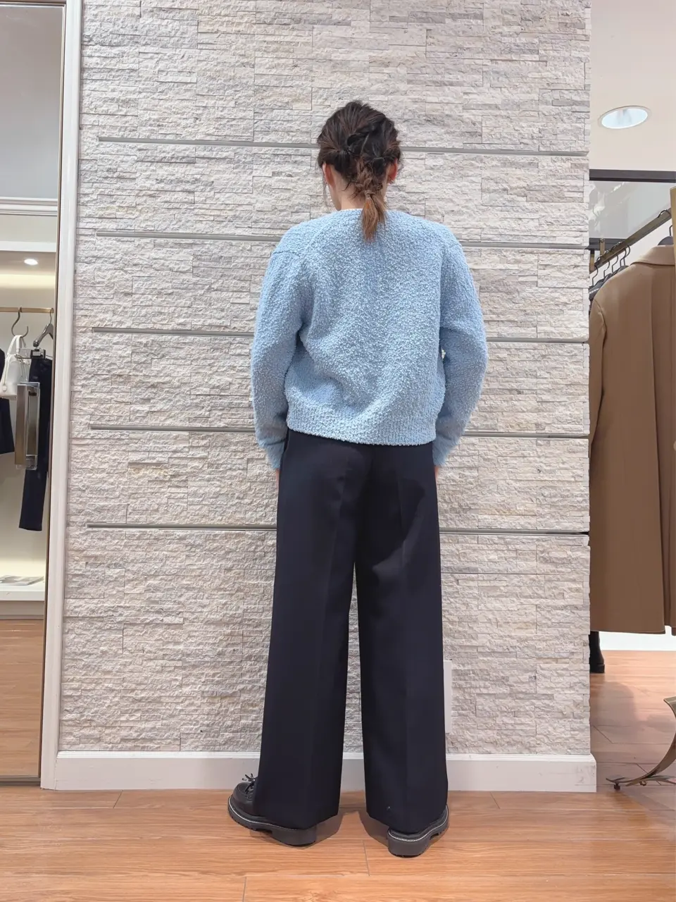 23区 犬塚 コーディネート画像