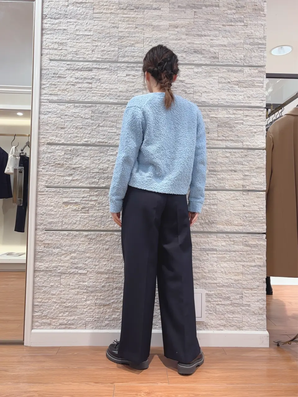 23区 犬塚 コーディネート画像