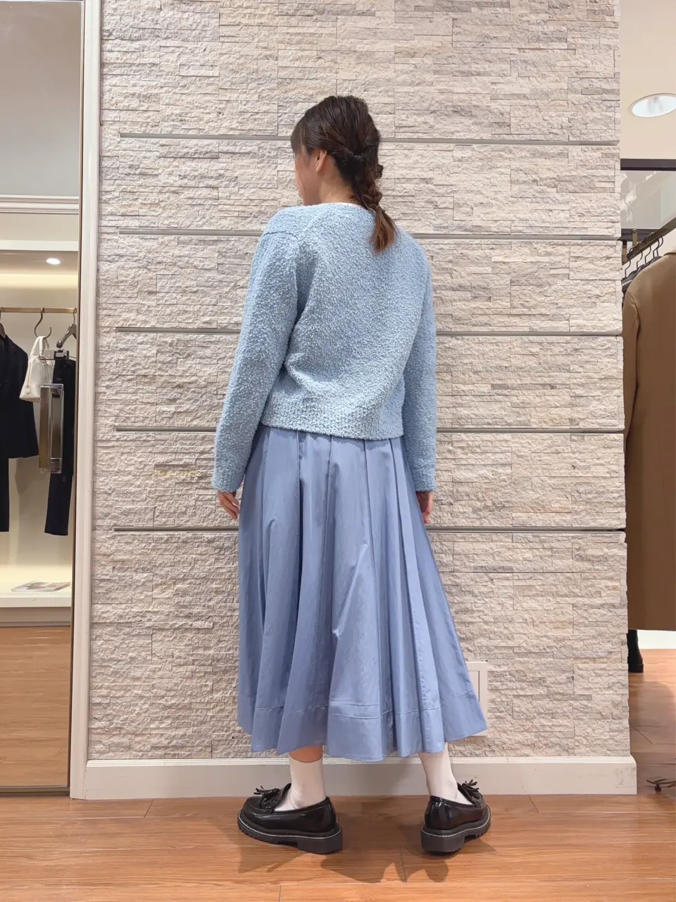 23区 犬塚 コーディネート画像