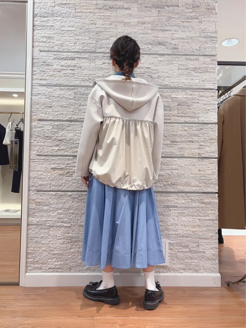 23区 犬塚 コーディネート画像