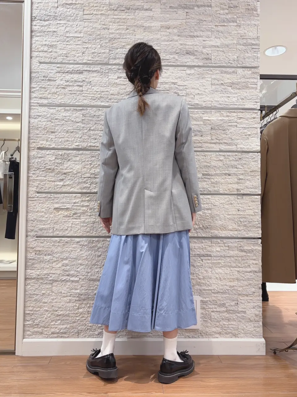 23区 犬塚 コーディネート画像