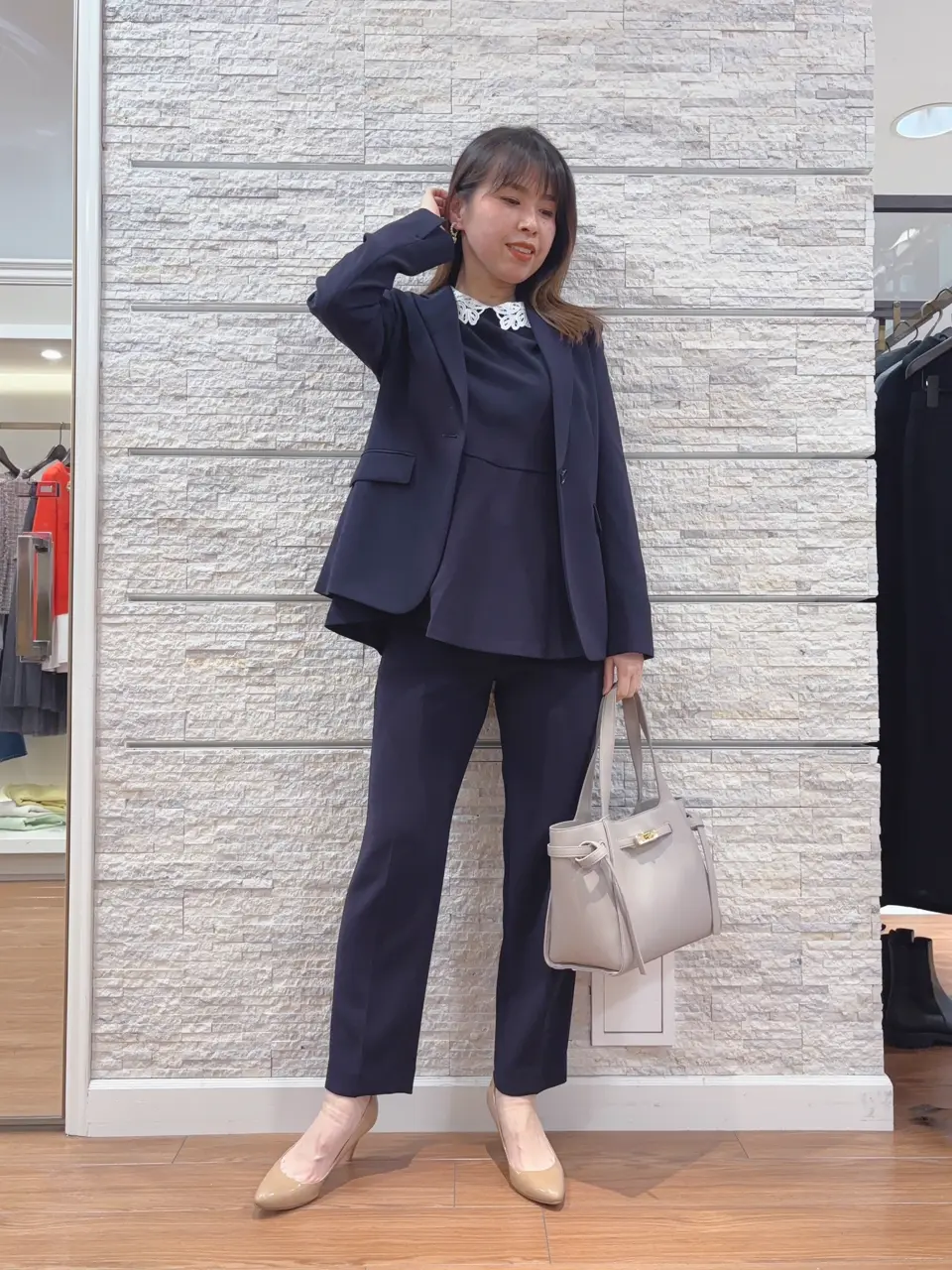 23区 犬塚 コーディネート画像