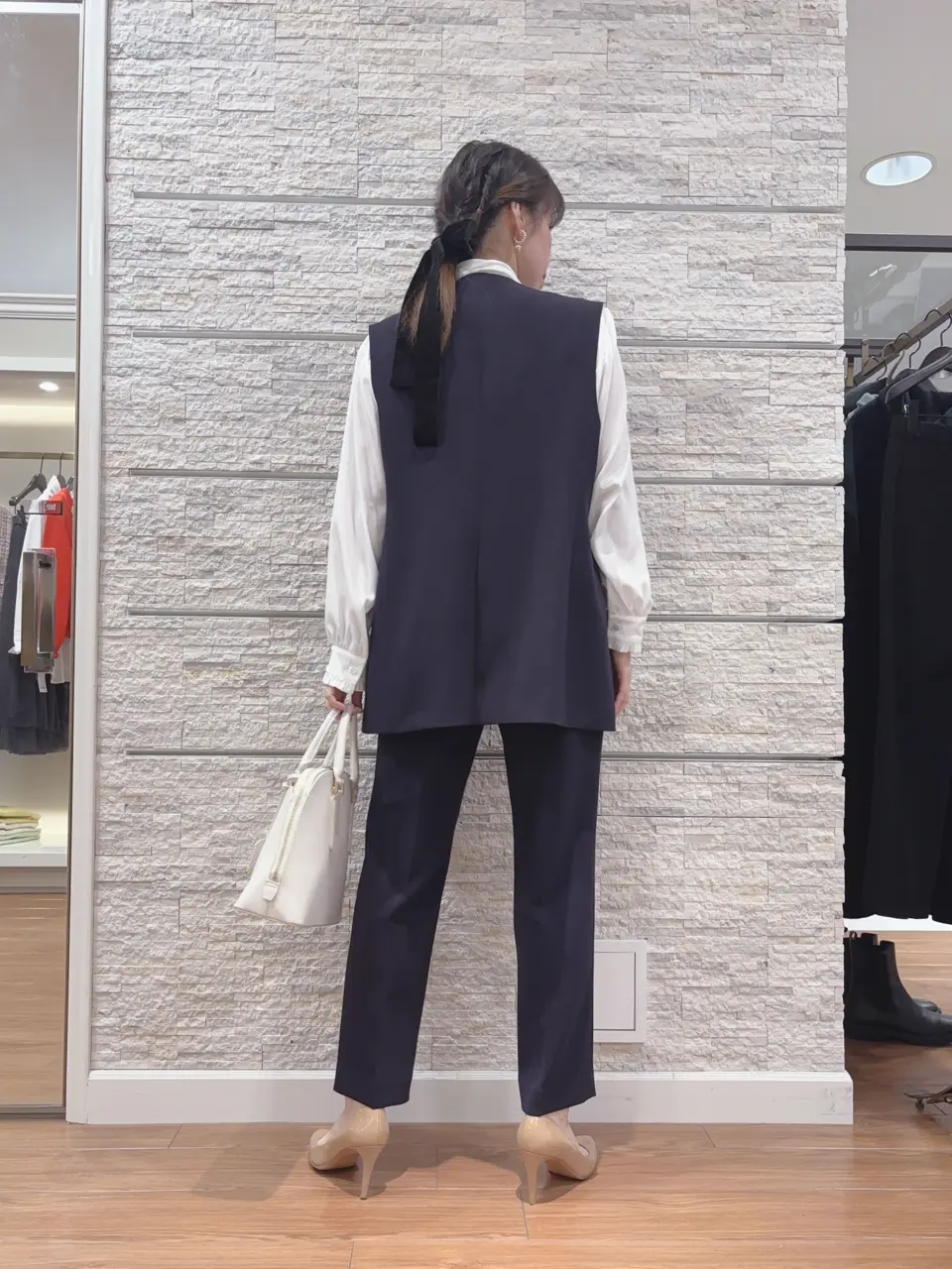 23区 犬塚 コーディネート画像