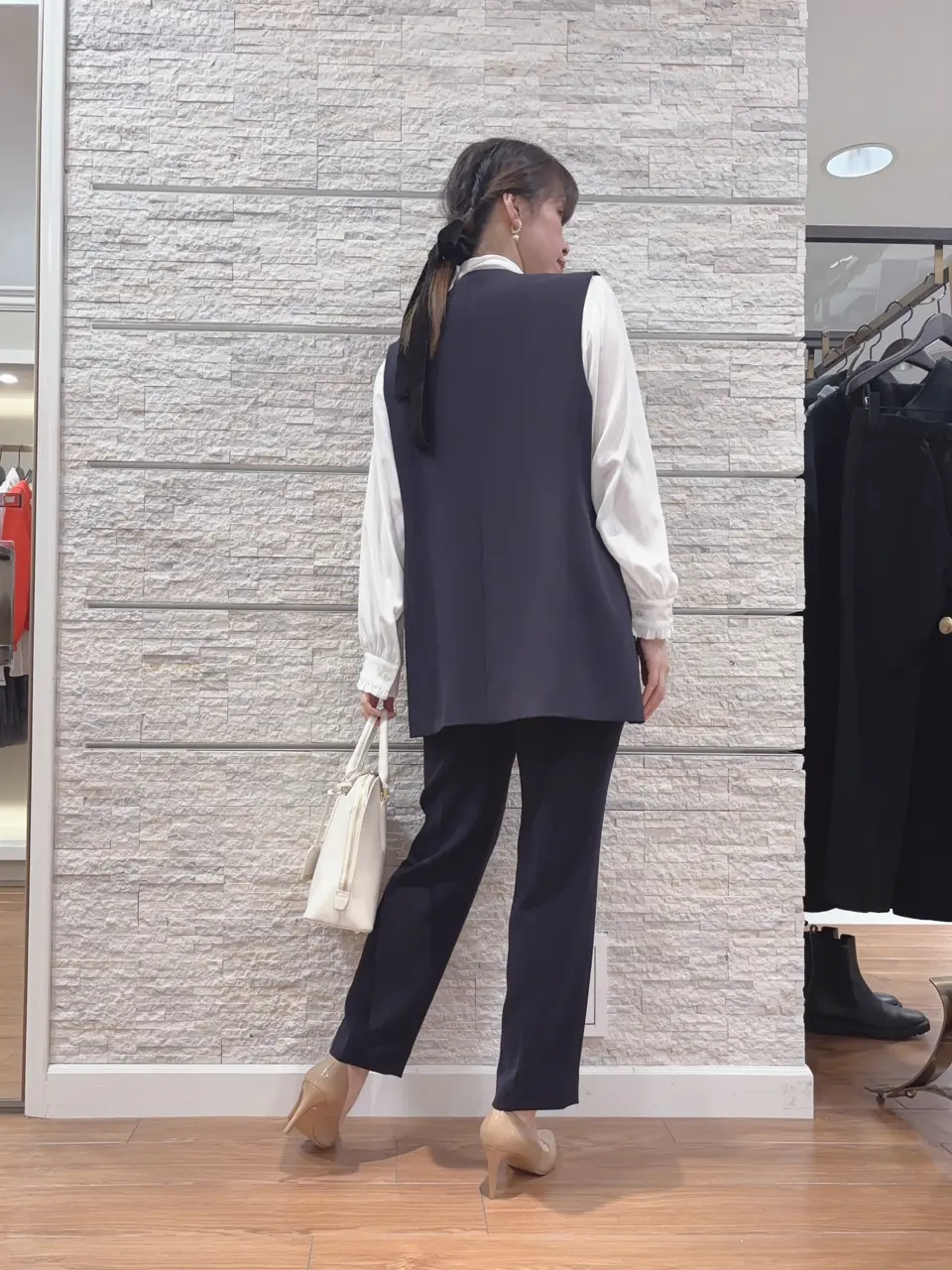 23区 犬塚 コーディネート画像