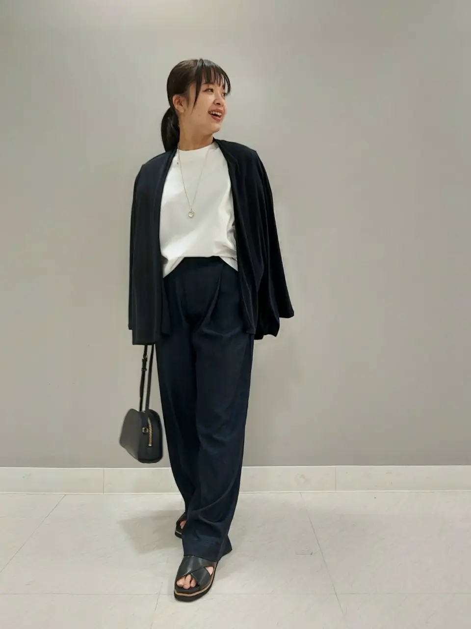  阿多 コーディネート画像