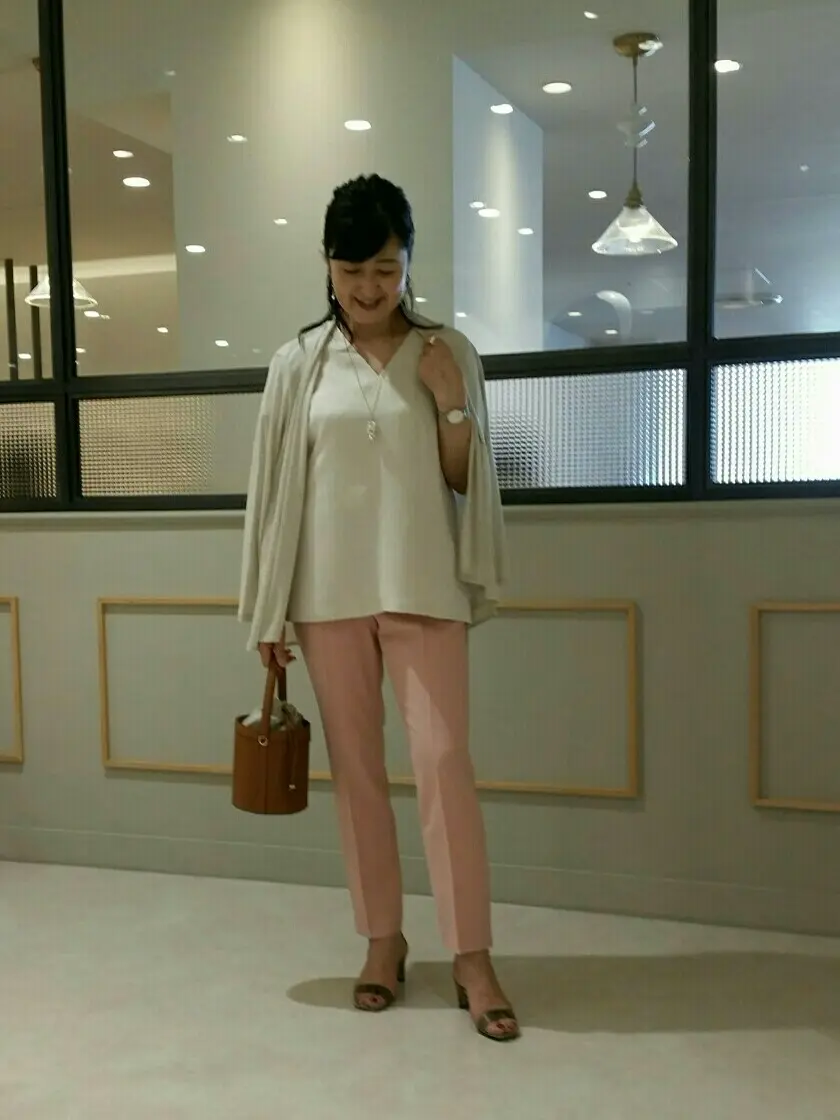  新保 コーディネート画像