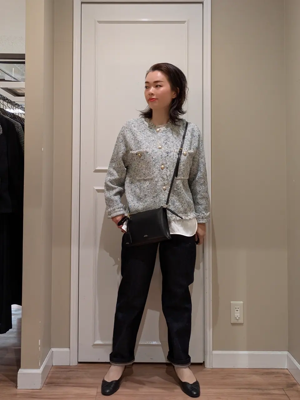  スタッフn コーディネート画像