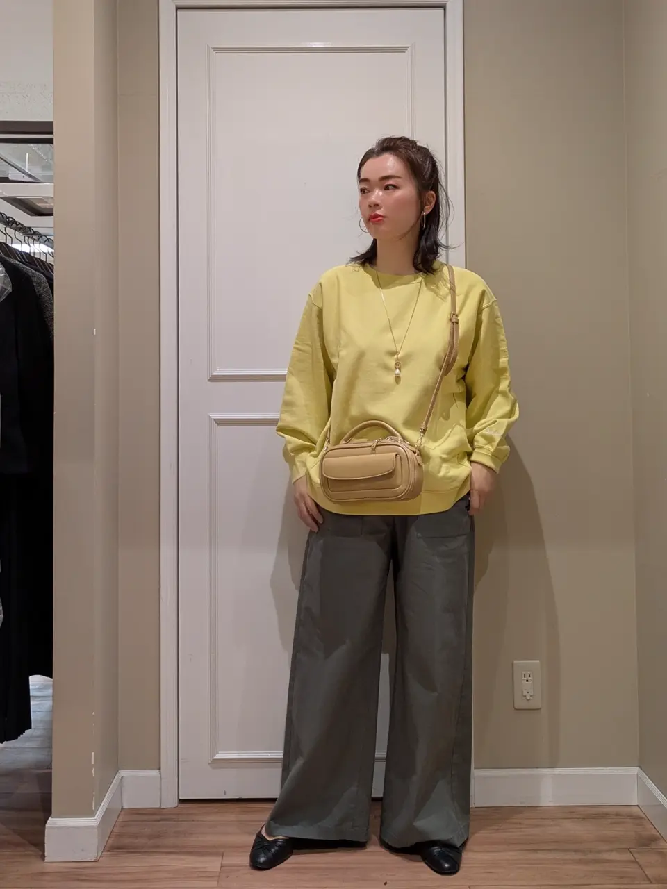 23区 L スタッフn コーディネート画像