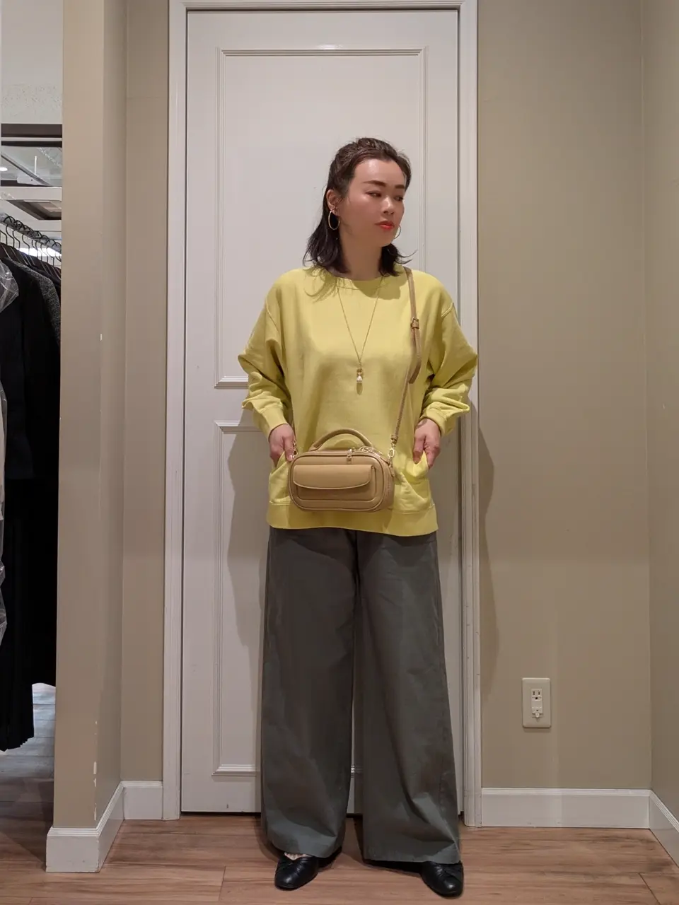 23区 L スタッフn コーディネート画像