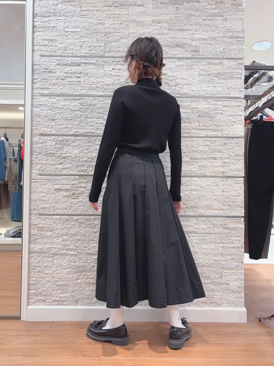 23区 犬塚 コーディネート画像