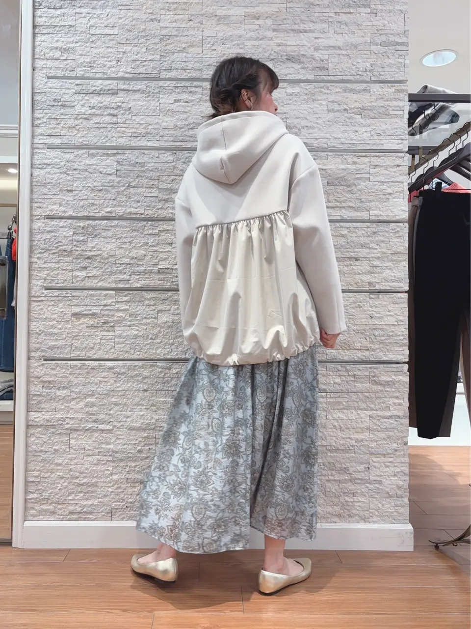 23区 犬塚 コーディネート画像