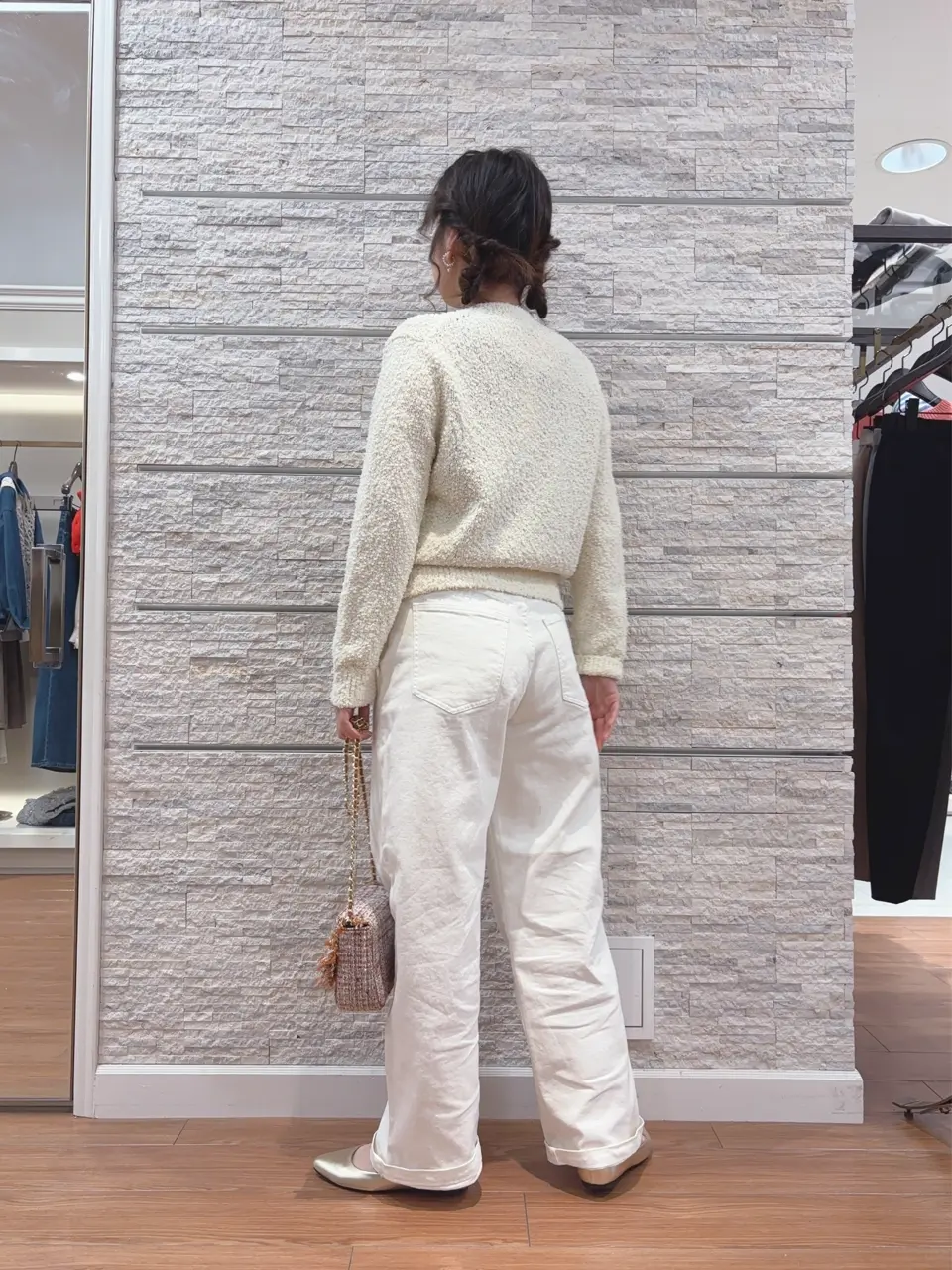 23区 犬塚 コーディネート画像