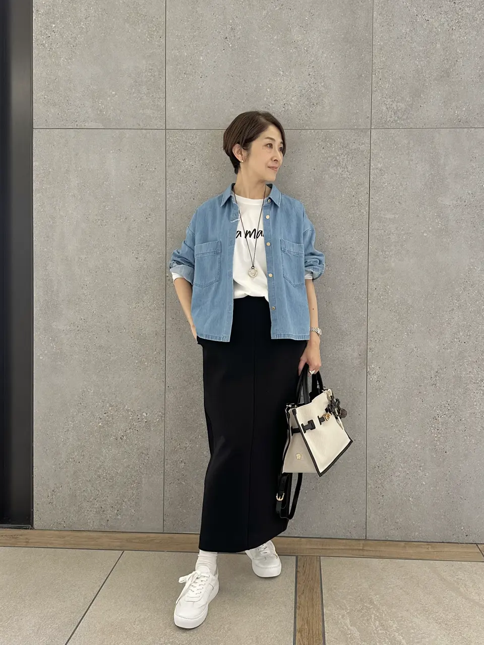  スタッフ コーディネート画像