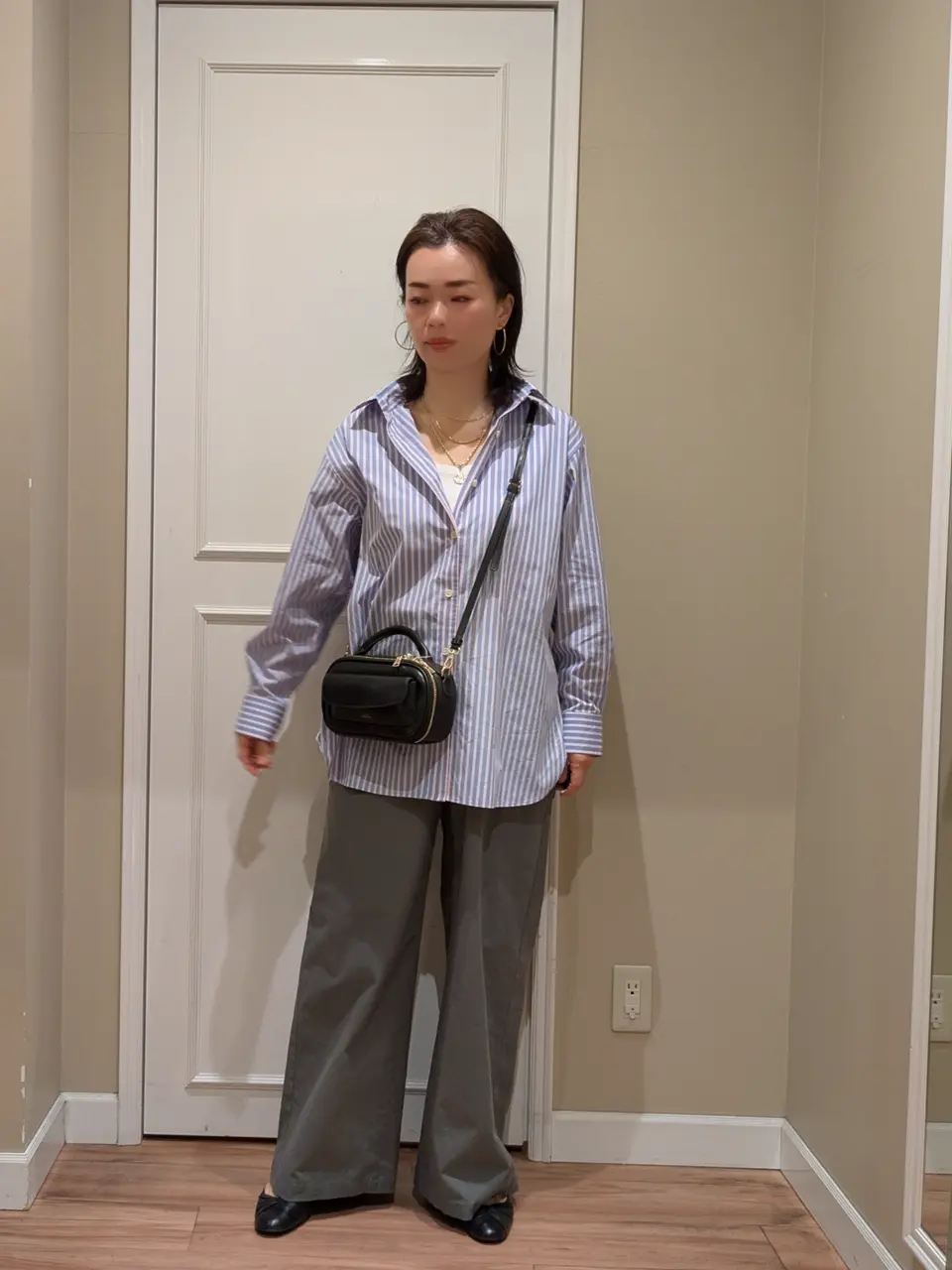 23区 L スタッフn コーディネート画像