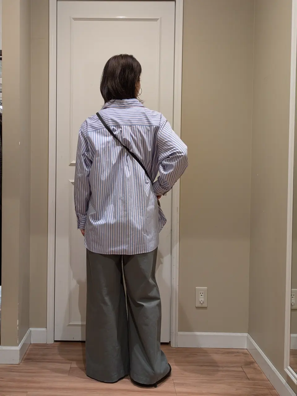 23区 L スタッフn コーディネート画像