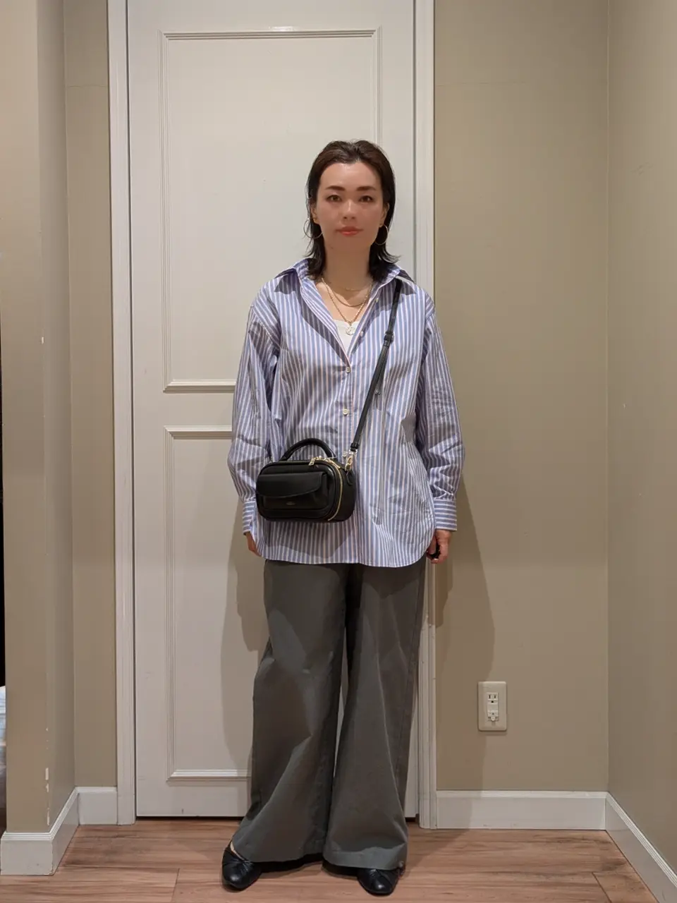 23区 L スタッフn コーディネート画像