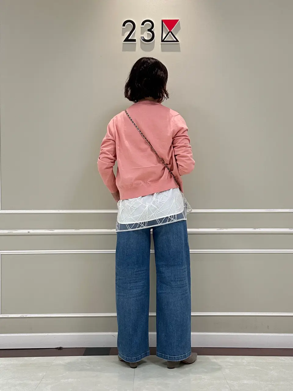 23区 助川 コーディネート画像