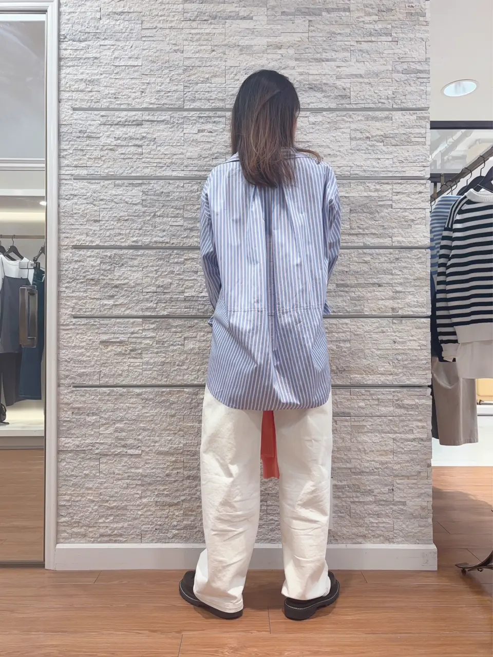 23区 犬塚 コーディネート画像