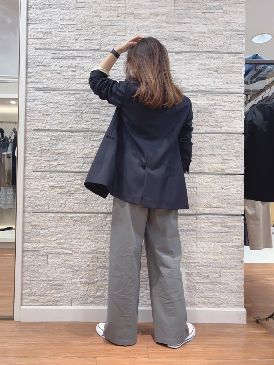 23区 犬塚 コーディネート画像