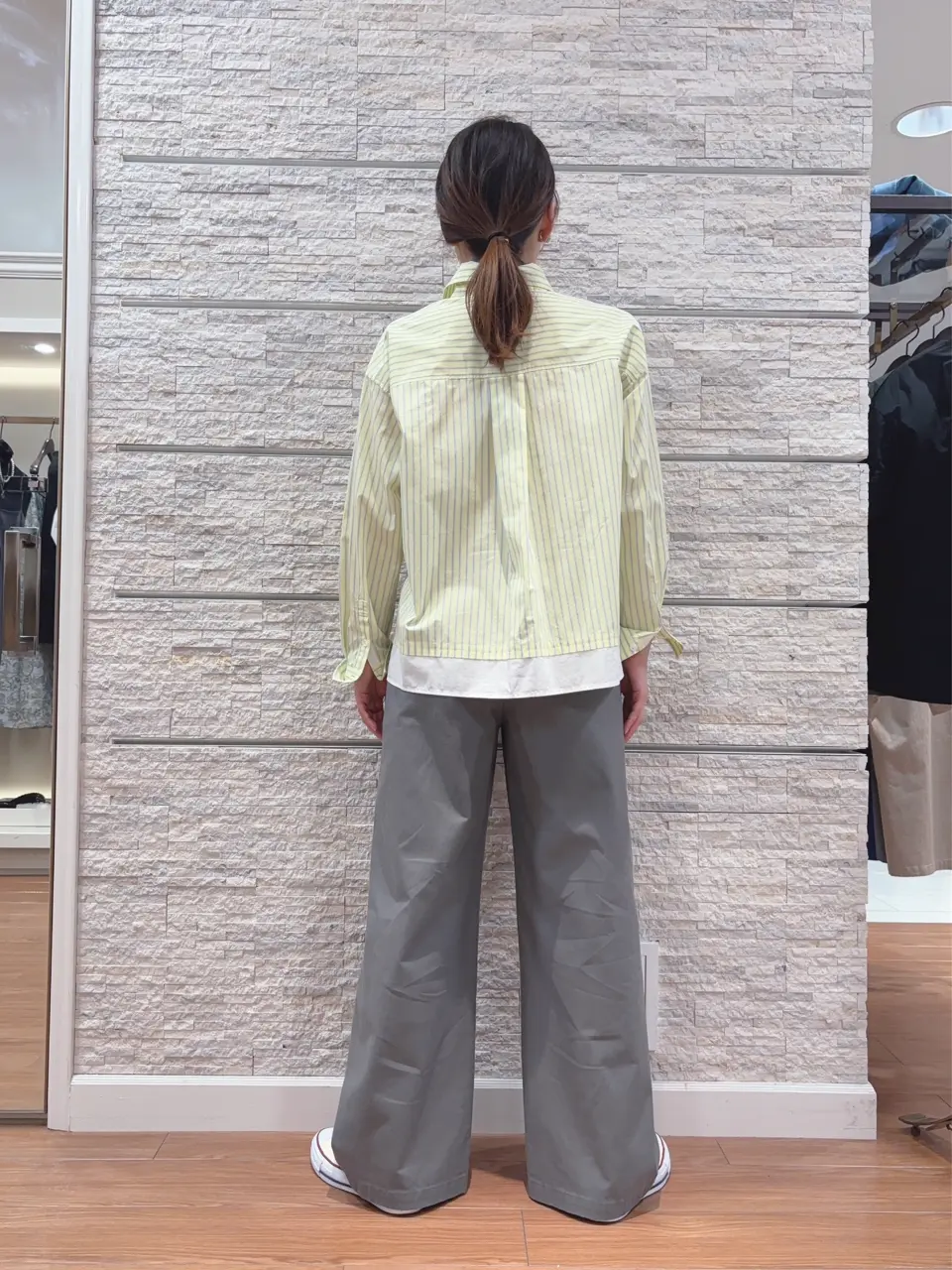 23区 犬塚 コーディネート画像