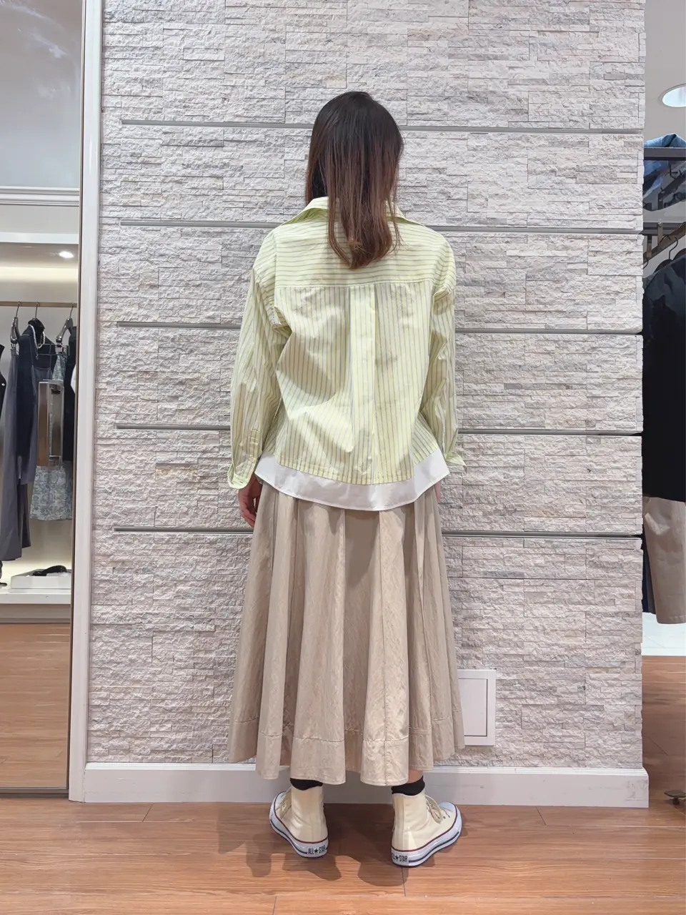 23区 犬塚 コーディネート画像