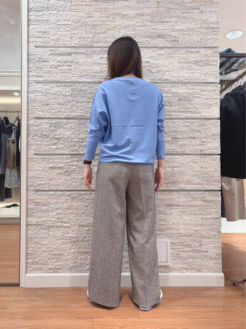 23区 犬塚 コーディネート画像