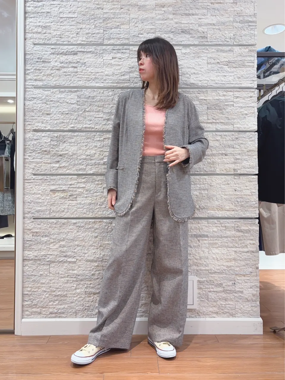 23区 犬塚 コーディネート画像