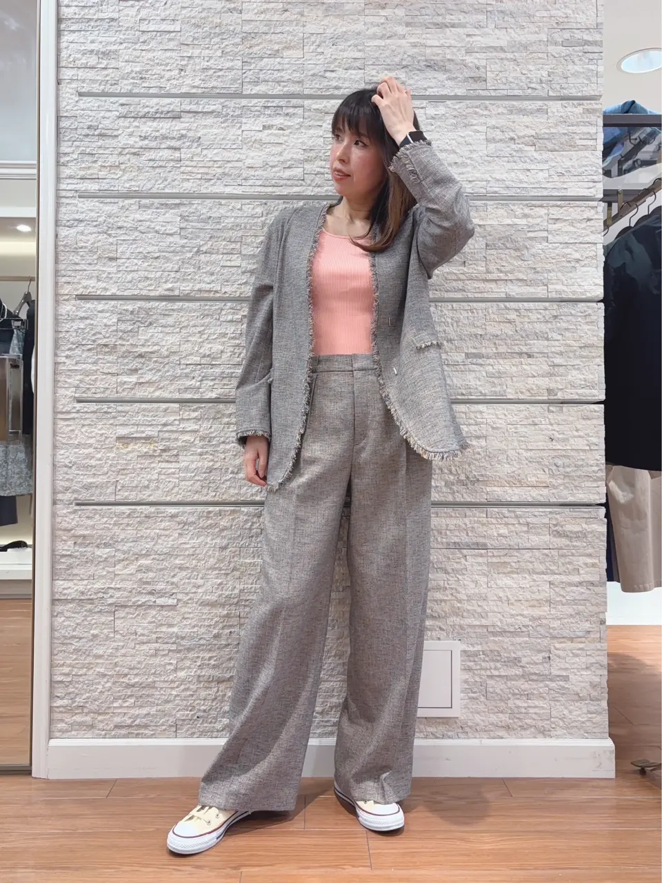 23区 犬塚 コーディネート画像