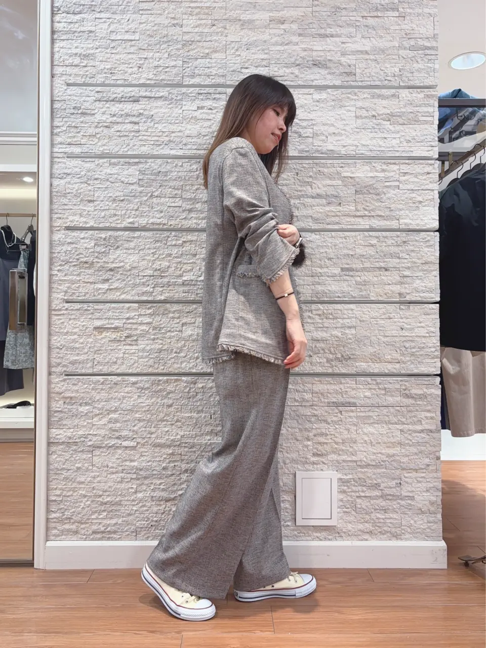 23区 犬塚 コーディネート画像