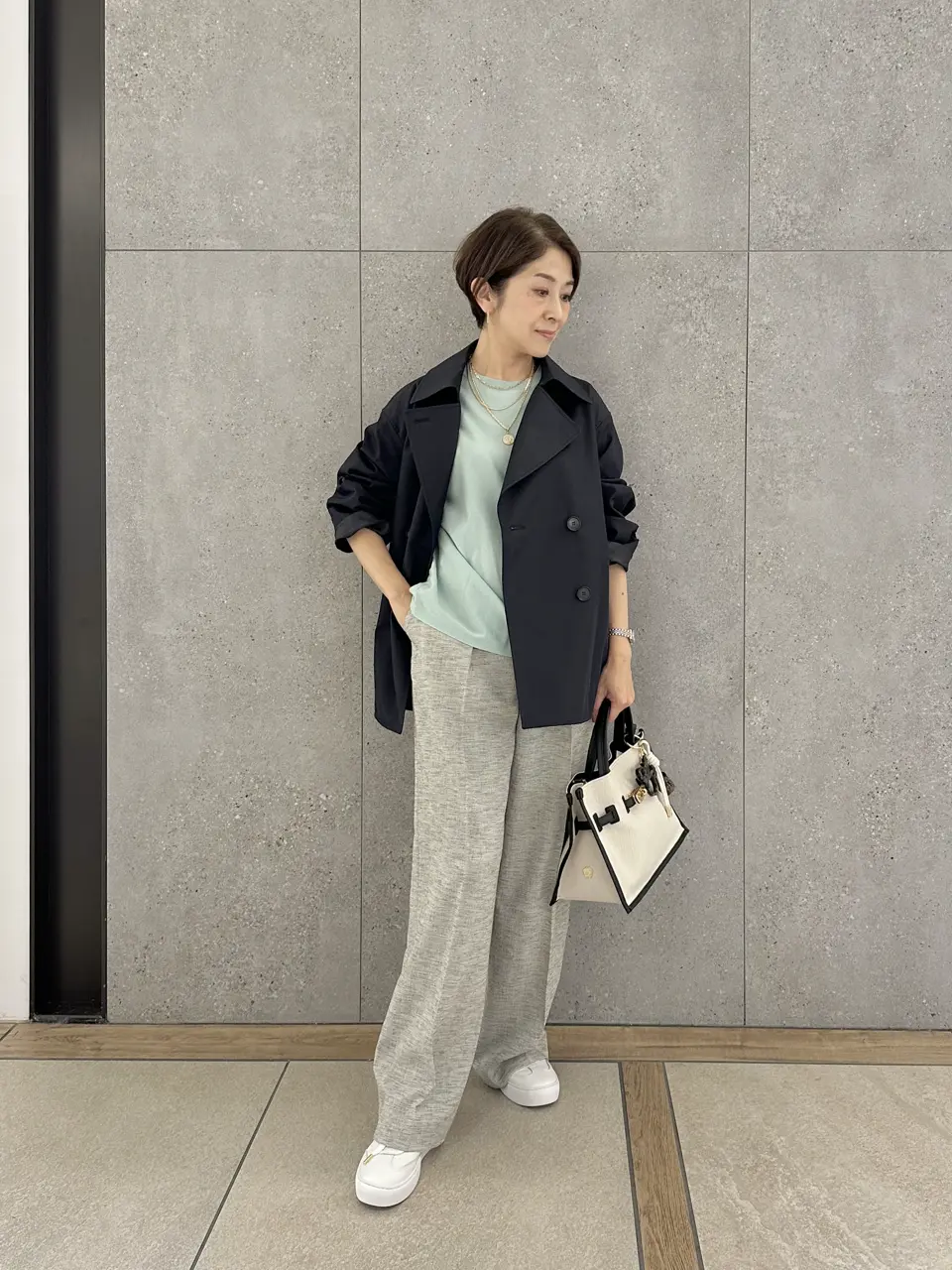  スタッフ コーディネート画像