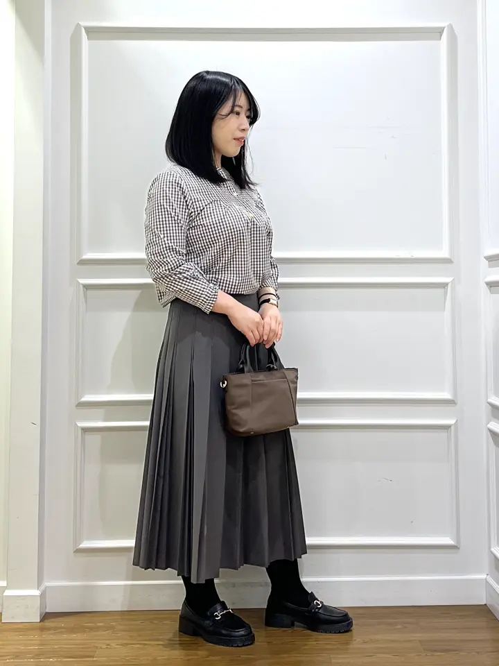 J.PRESS LADIES スタッフ コーディネート画像