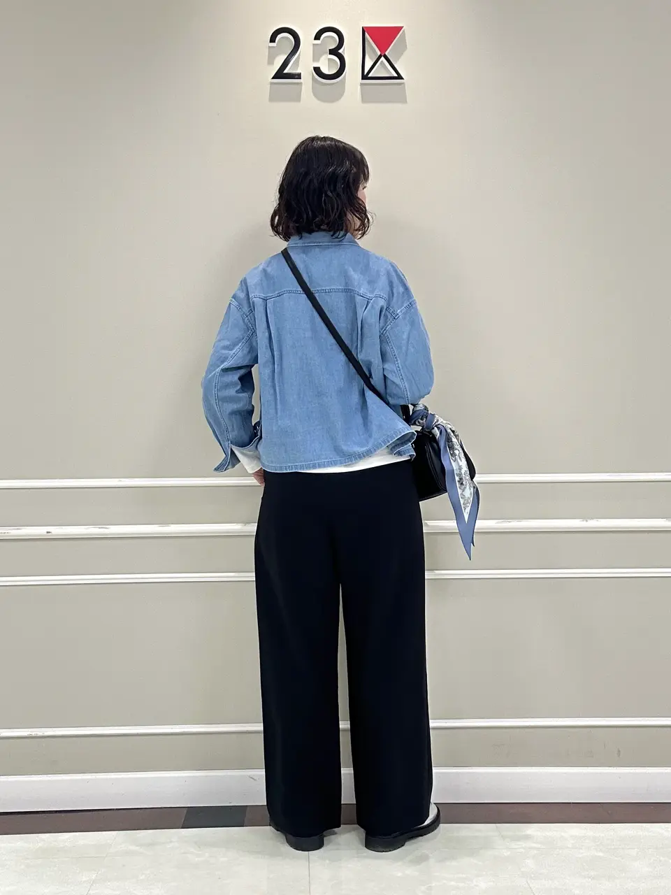 23区 助川 コーディネート画像