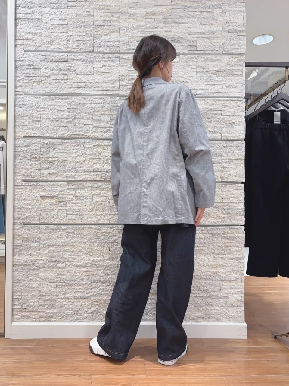 23区 犬塚 コーディネート画像