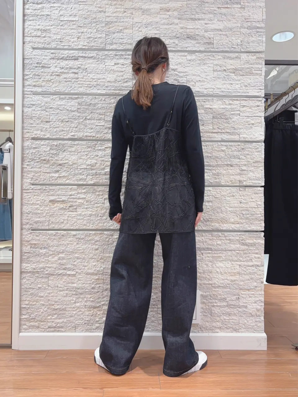 23区 犬塚 コーディネート画像