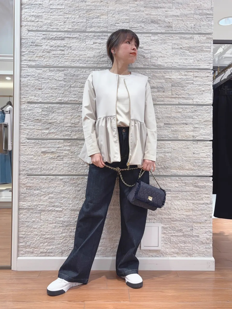 23区 犬塚 コーディネート画像