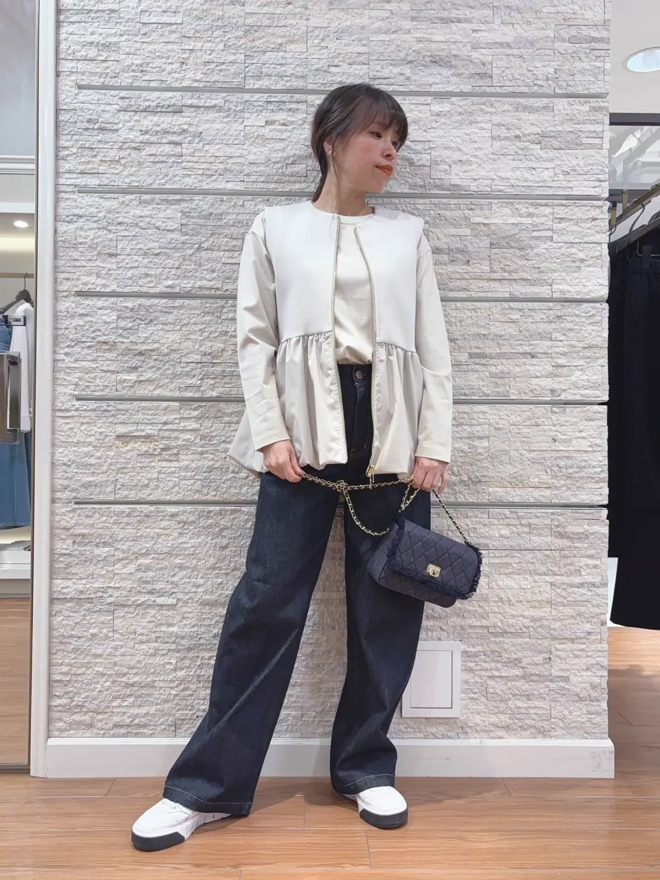 23区 犬塚 コーディネート画像