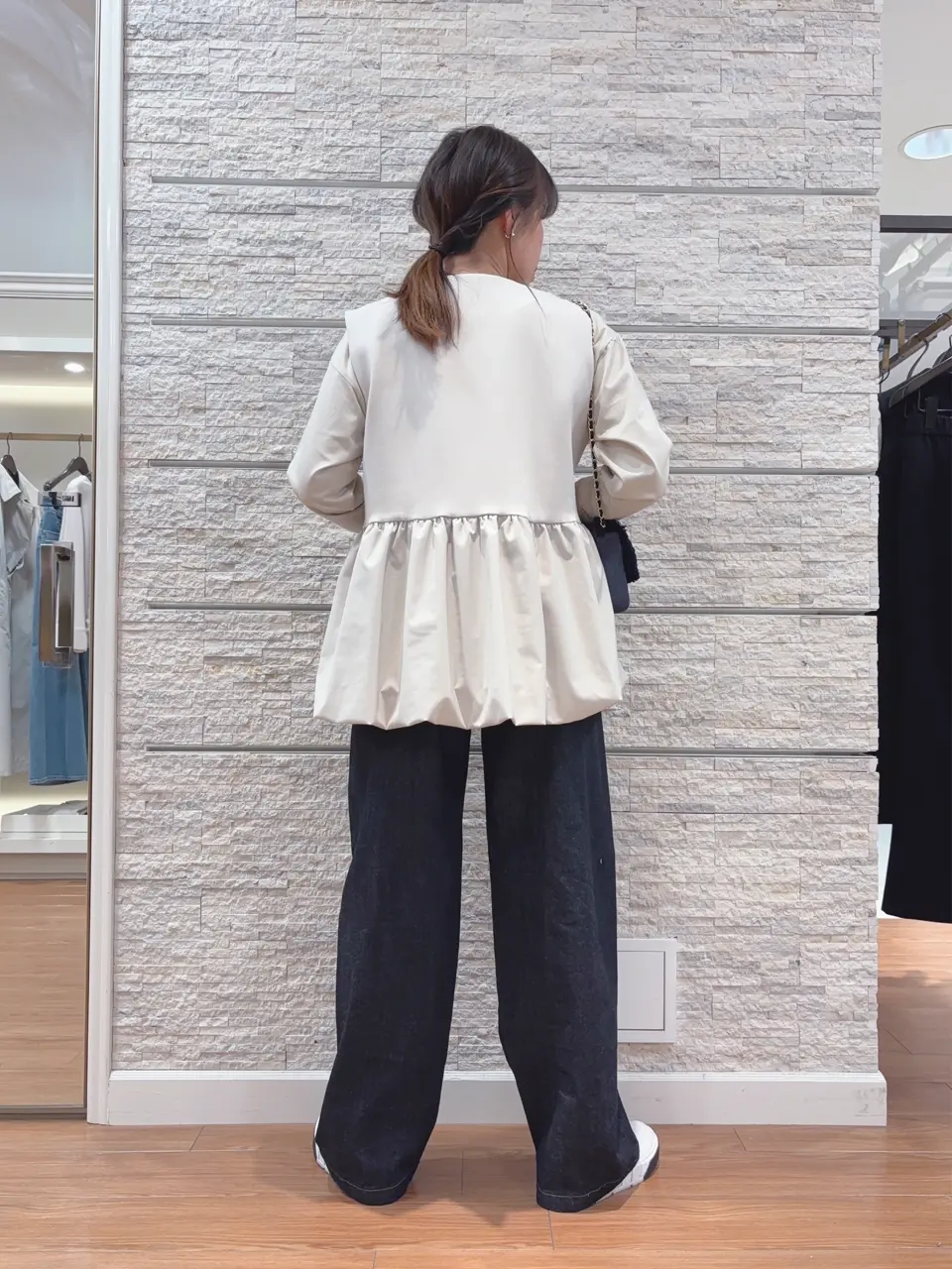 23区 犬塚 コーディネート画像