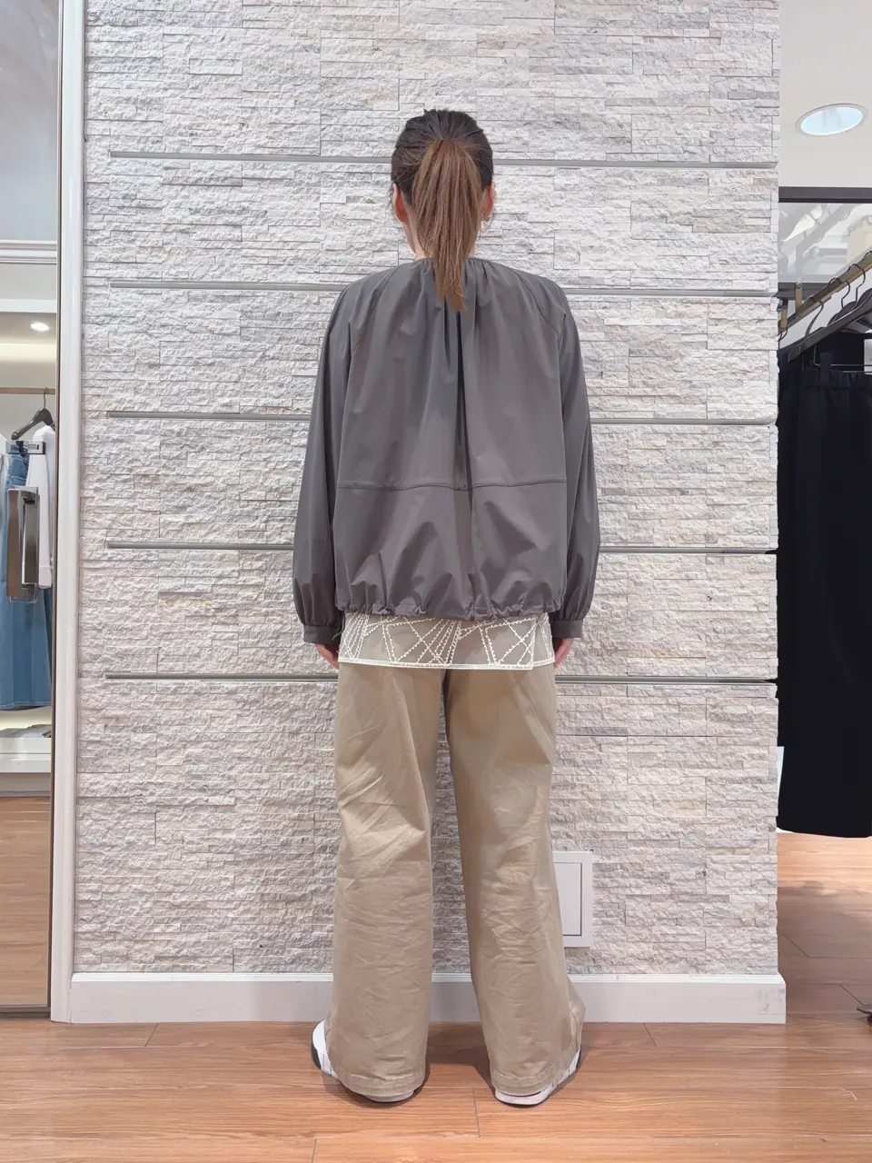 23区 犬塚 コーディネート画像