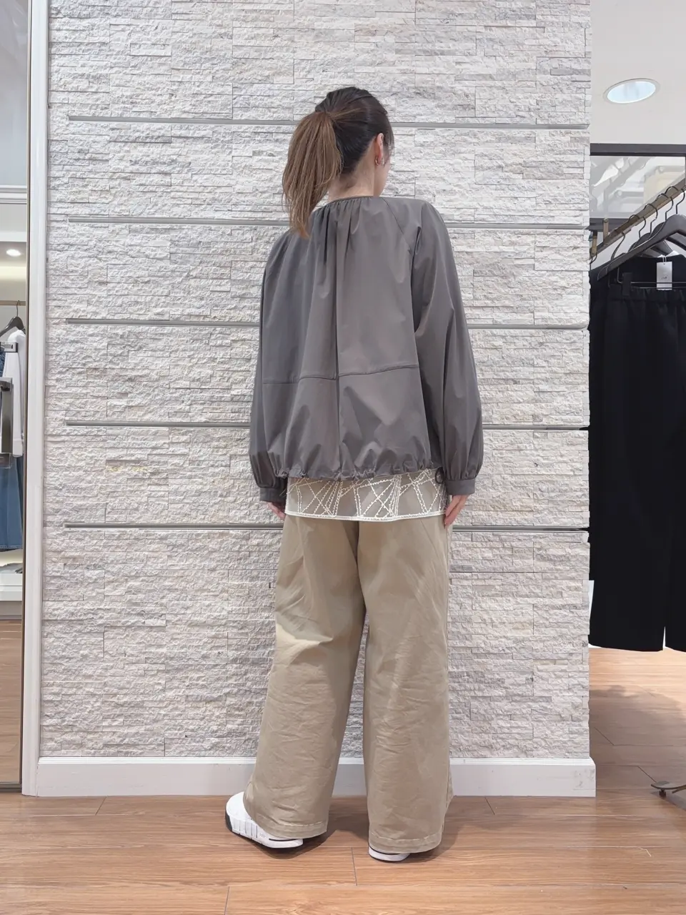 23区 犬塚 コーディネート画像